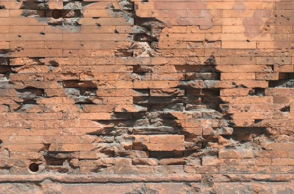 Damaged Brick Repair in Fayetteville